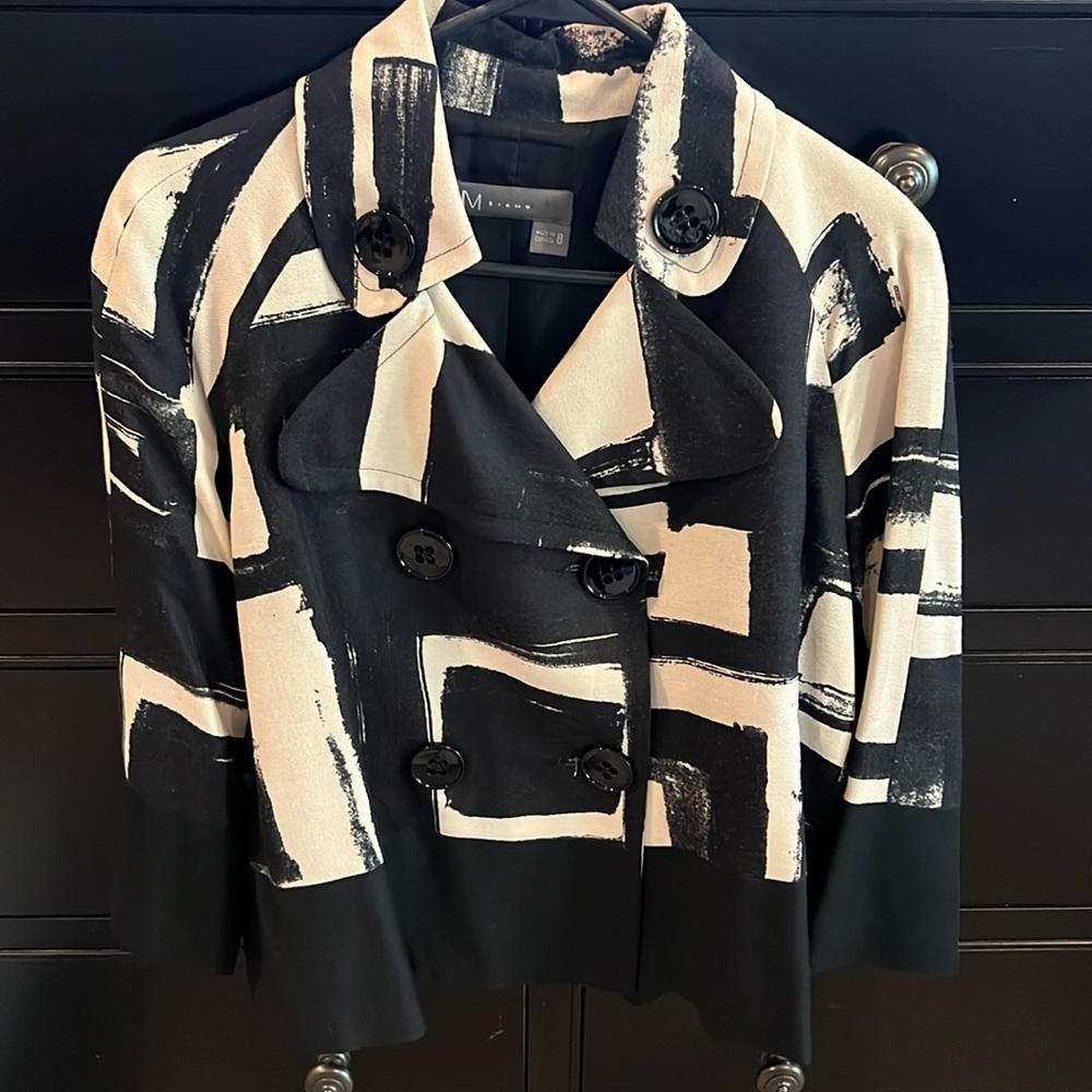 M Siamo women's viscose black and ivory geometric jacket size 8